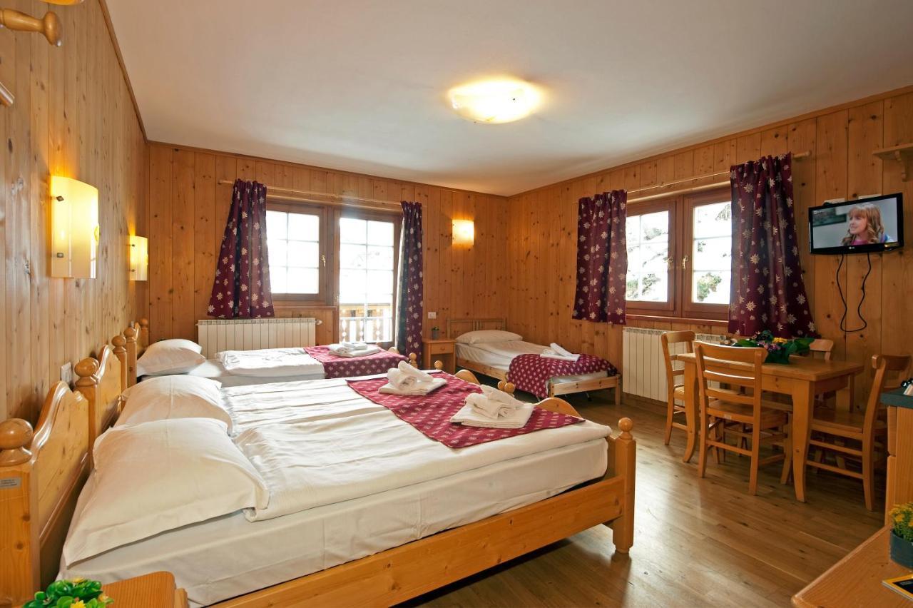 Aalts Dorf Hotel Riale  Ngoại thất bức ảnh