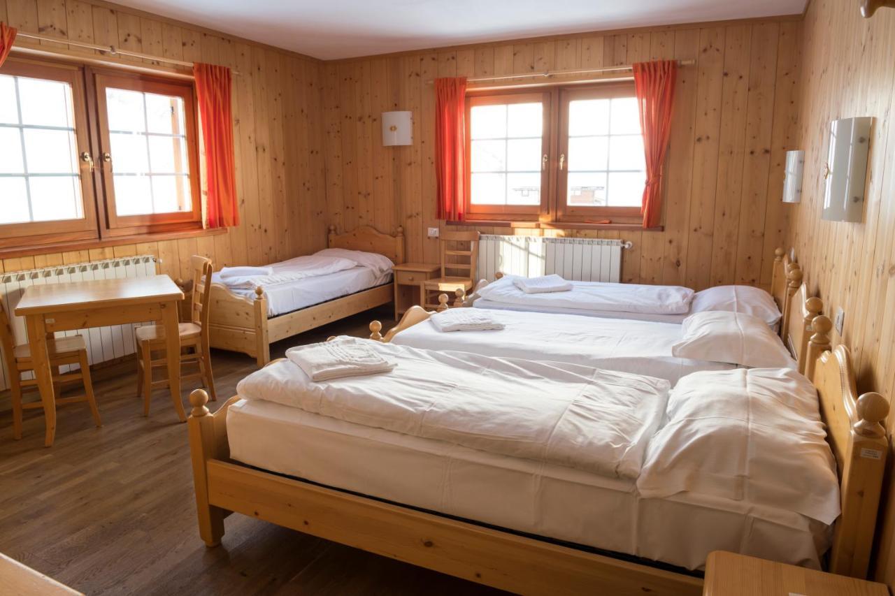 Aalts Dorf Hotel Riale  Ngoại thất bức ảnh